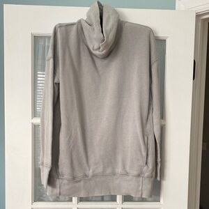 Funnel neck sweatshirt
